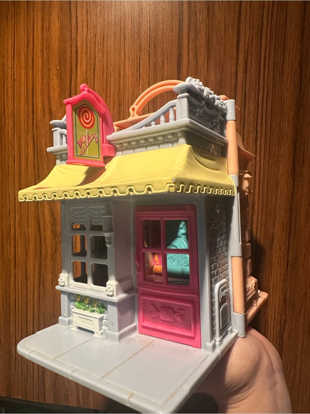 Fisher-Price Sweet Streets Candy Shop&Dance Studio 2001
